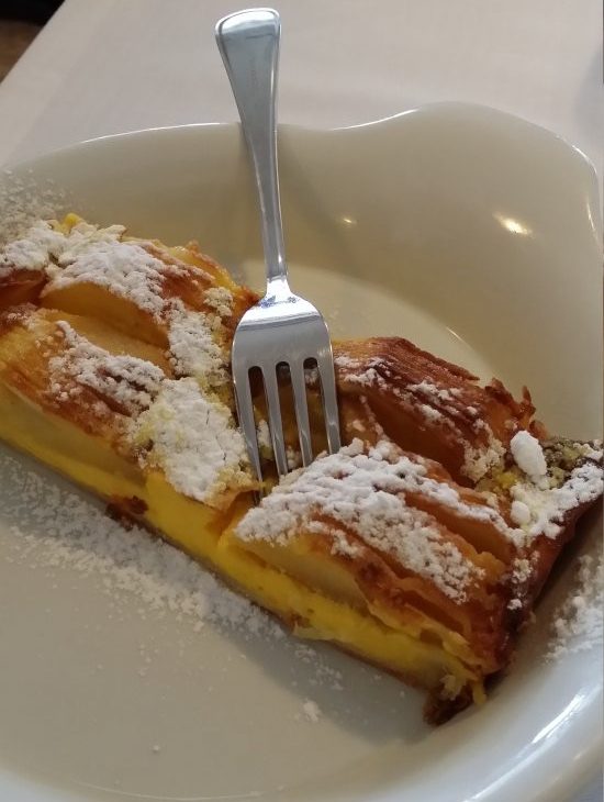 Slovenija  pita sa jabukom